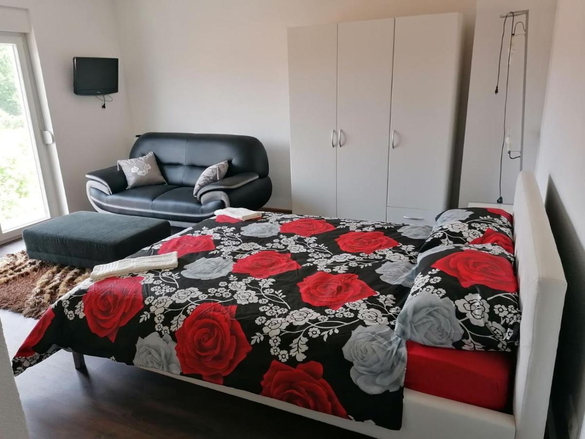 Apartmani Imamovic Dubrave Gornje Kültér fotó